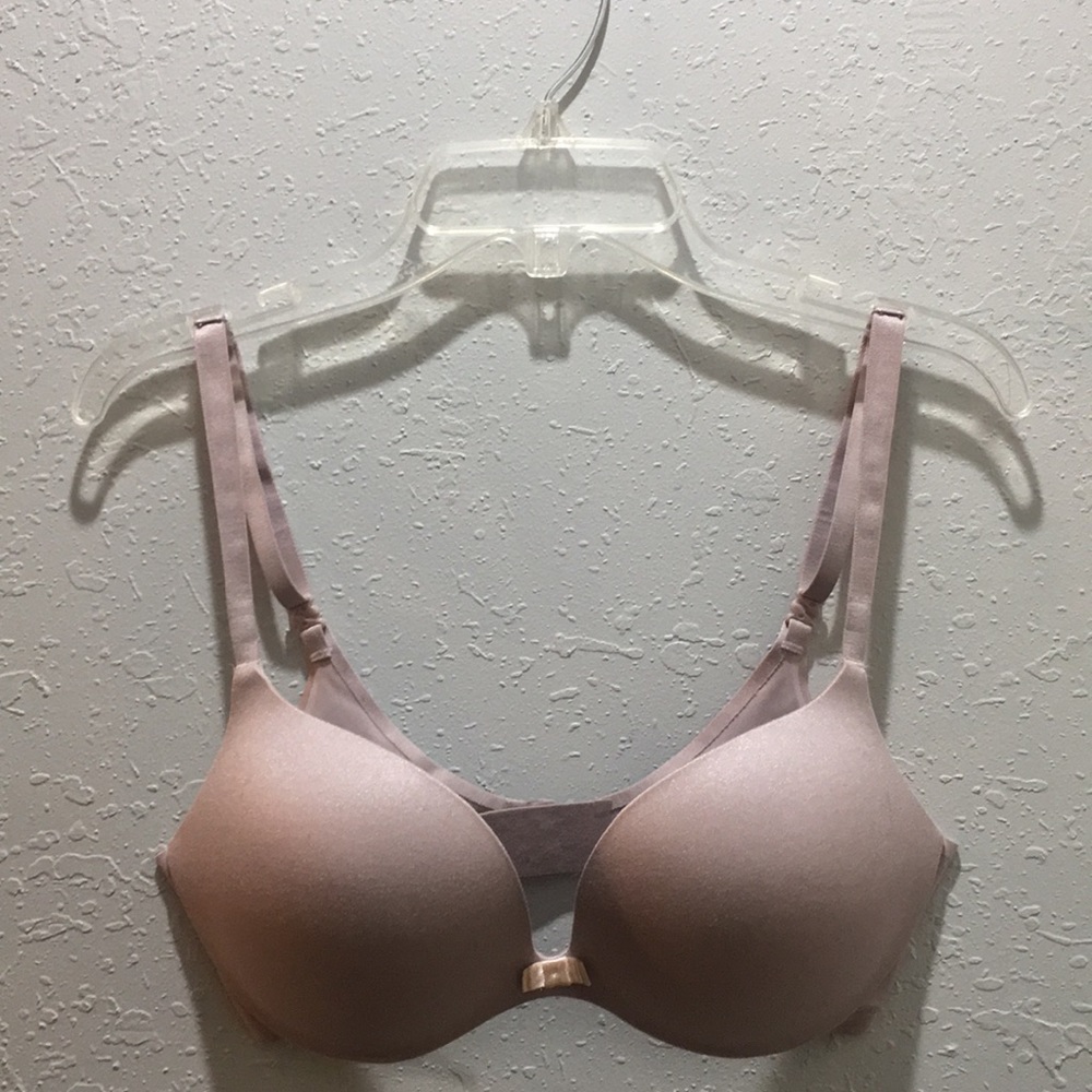 Plunge push-up bra